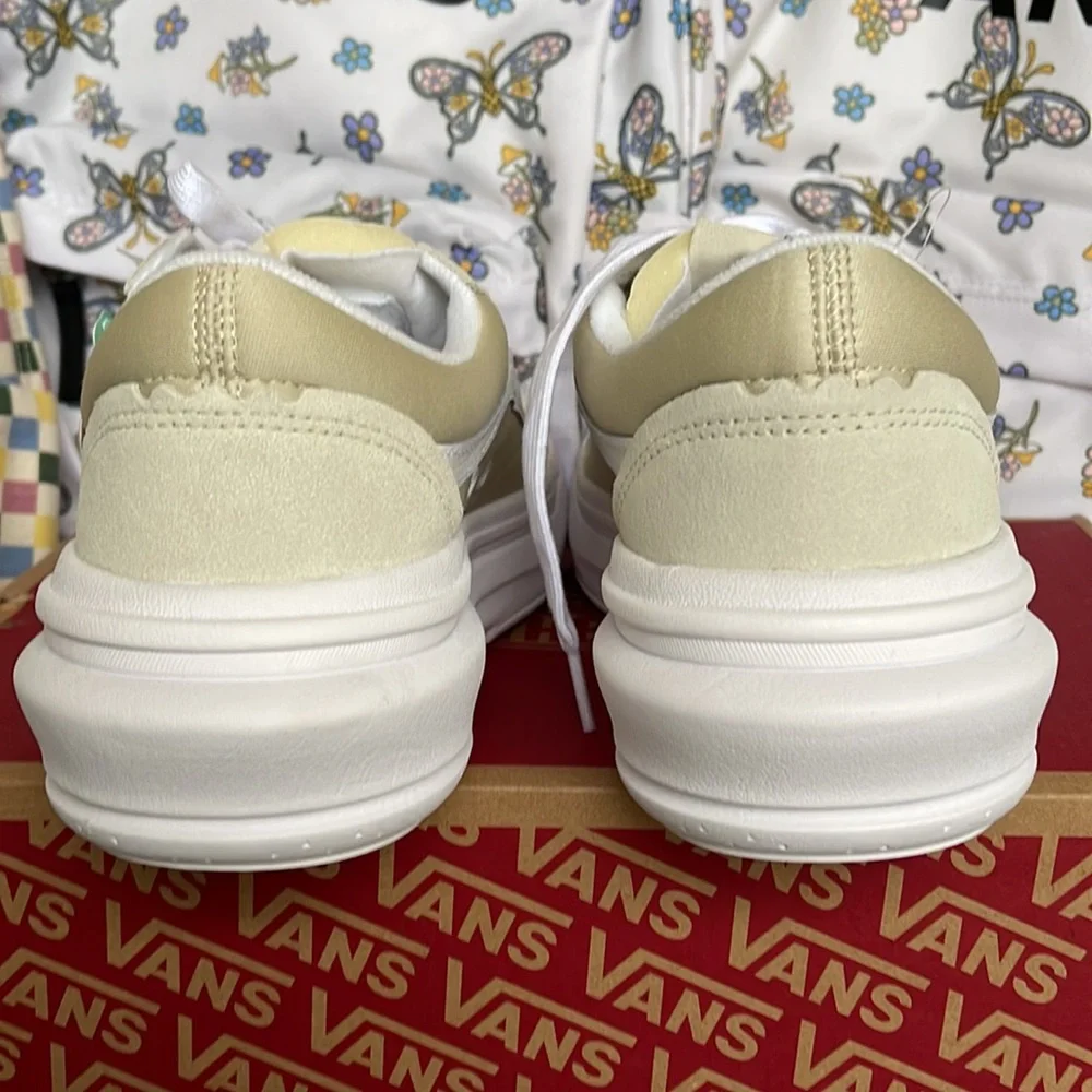 Vans WMNS Old Skool Over Sand/White VN0A705E1NF Platforms Sneakers